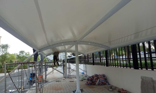 哈爾濱膜結(jié)構(gòu)建筑的施工風險及應對策略